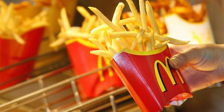 McDonald’s se queda sin papas por la crisis de suministros