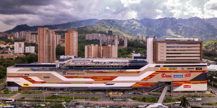 Parque Arauco inaugura servicio logístico en centro comercial de Colombia: ¿Cuándo iniciará en Perú?