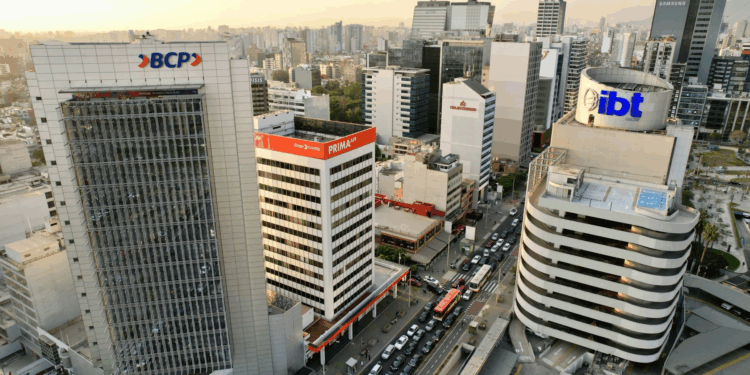 Economía peruana: BCP eleva su proyección de crecimiento a 3% para 2026