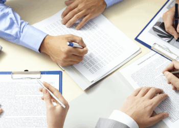 Perú entre los países más lentos del mundo para abrir una empresa mediana, según estudio