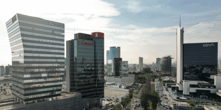 Economía peruana: BBVA Research eleva su proyección de crecimiento a 3,3% para el 2025
