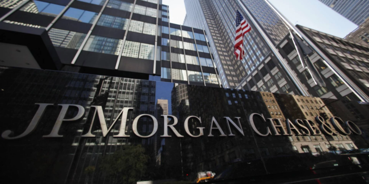 JPMorgan eleva al 60 % las posibilidades de una recesión global tras los aranceles de Trump