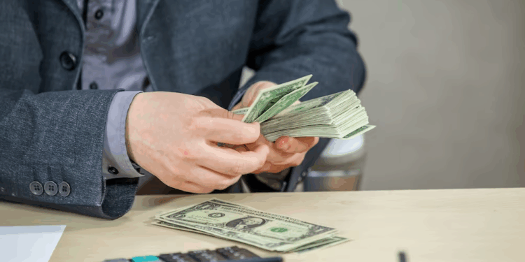 Cuatro de cada 10 empresas elevaría salarios en Perú en 2026: La nueva estrategia de compensación integral