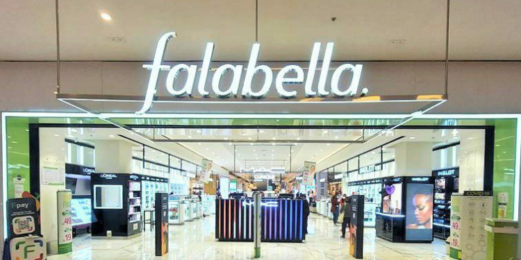 Movimientos en Falabella: Familia Del Río y Bethia concretan millonarias ventas de acciones