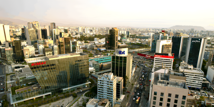 Economía peruana 2026: bancos y organismos internacionales proyectan crecimiento de hasta 3,6%