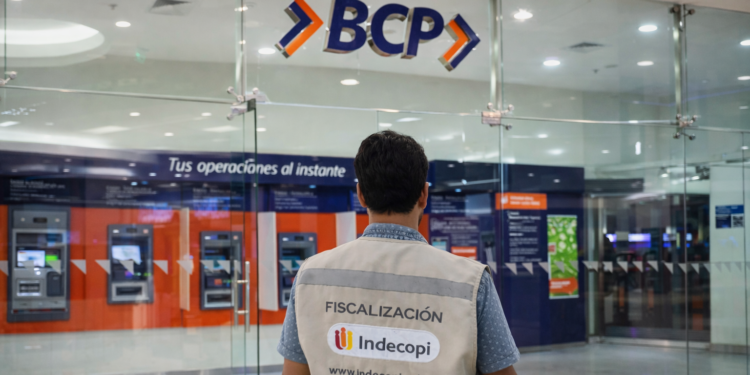 Indecopi multa al BCP con S/ 34.210 por incumplir promoción de tarjeta de crédito a cliente