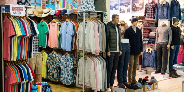 ¿Sin invierno otra vez? Gamarra ajusta producción y cambia de estrategia para evitar pérdidas