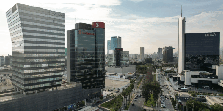 Economía peruana habría acelerado su crecimiento a 3% en mayo, estima Scotiabank