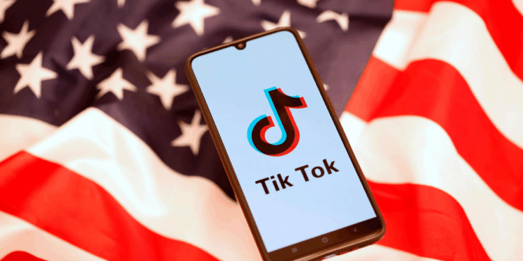 Trump otorga a TikTok una prórroga de 90 días más para su venta o prohibición