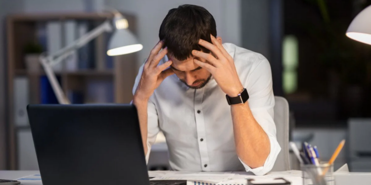 Cinco de cada 10 peruanos afirma sentirse frustrado por no trabajar en lo que soñaba