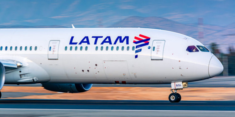 Latam Airlines reporta utilidad neta de US$301 millones en tercer trimestre
