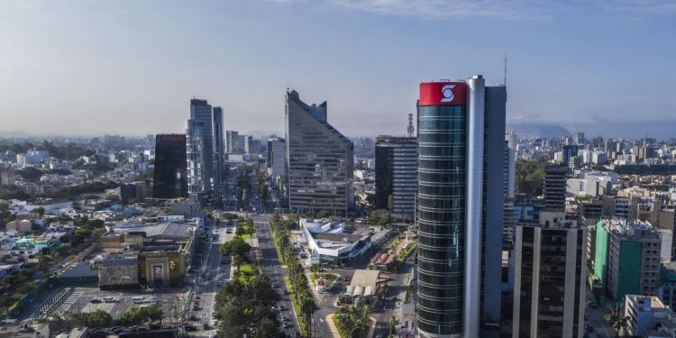 Confianza empresarial al alza: El 78% de los CEO en Perú prevé expansión económica este 2026