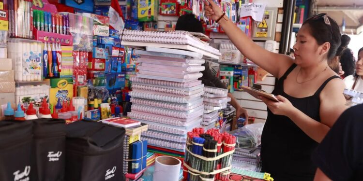 Campaña escolar 2026: canasta básica costará desde S/ 600 y ventas crecerían hasta 10%