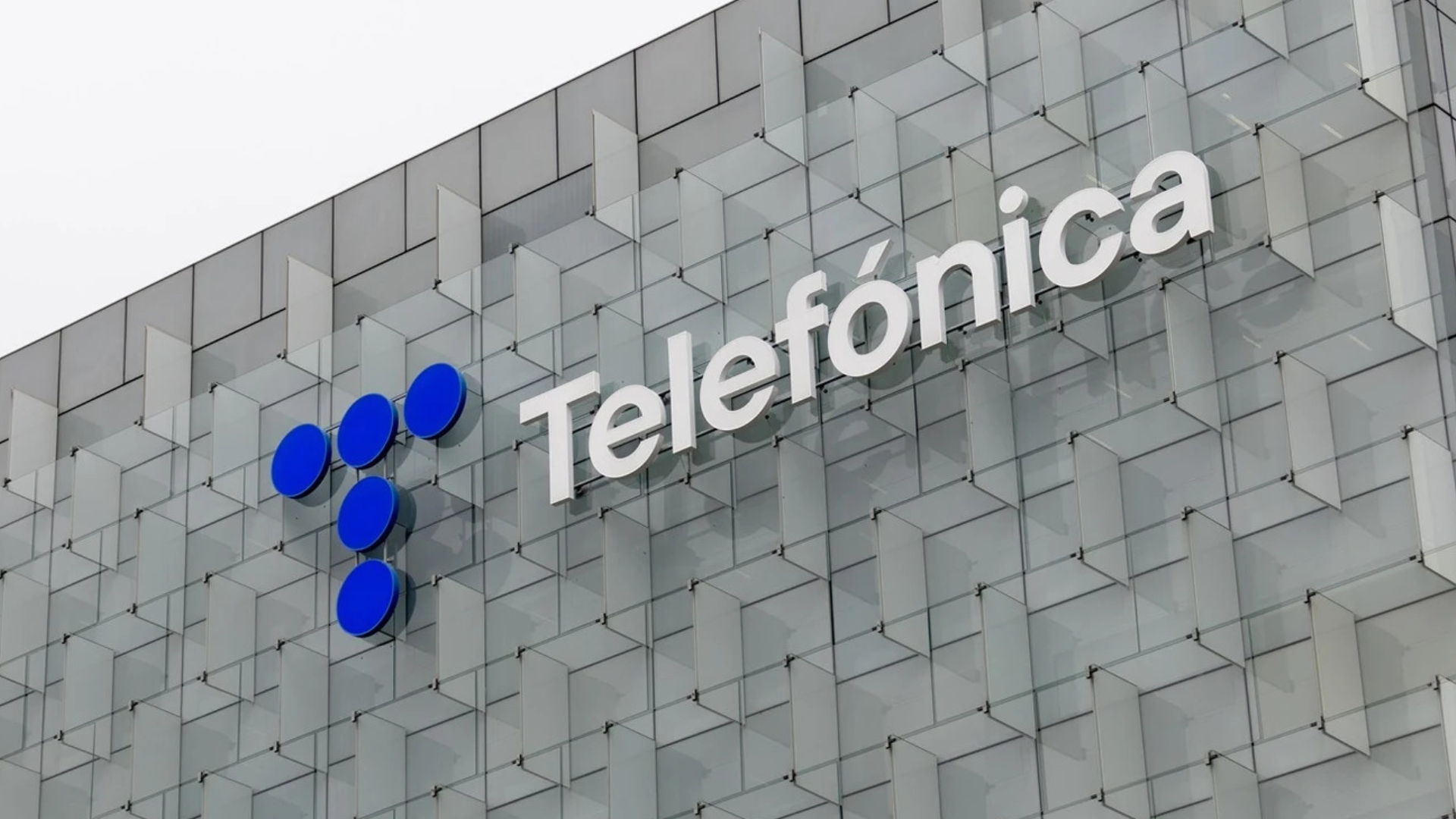 Sigue en rojo: Telefónica del Perú registra pérdidas por S/ 272 millones en el primer trimestre