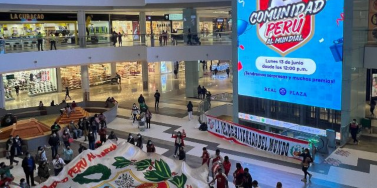 ¡Perú vs. Chile en pantalla gigante! Conoce AQUÍ los malls que transmitirán HOY el partido gratis