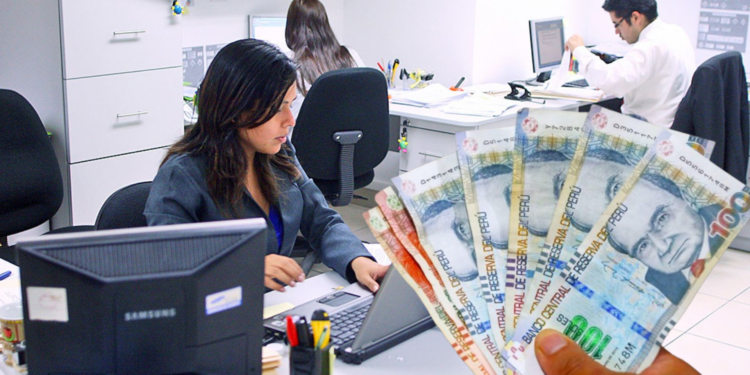 ¿Cuánto quieren ganar los peruanos? Salario requerido creció de forma significativa en junio