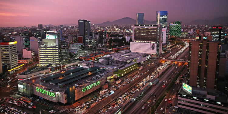Economía peruana: BCP mejora su proyección de crecimiento a 3.2% para este 2025
