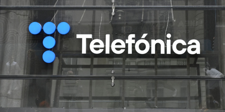 Telefónica pone a la venta su filial en Uruguay por casi 400 millones de dólares