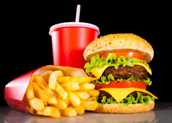 Famosa cadena de comida rápida anuncia el cierre de locales: ¿cuáles son los motivos?