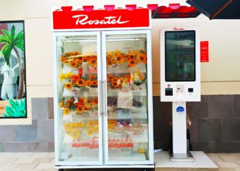 Rosatel revoluciona la venta de flores con máquina de frío y nuevo formato de autoatención