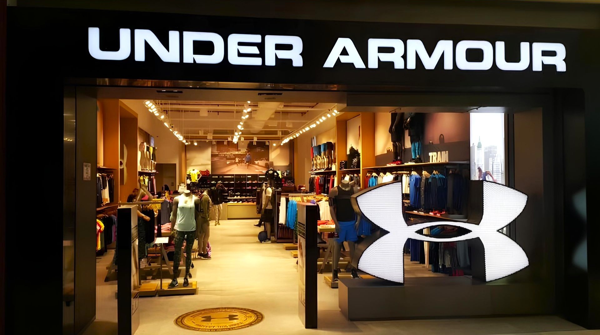 Under Armour lanza su tienda online oficial en Perú: ¿qué productos encontrarás?