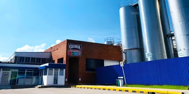 Gloria Foods suspende su negocio de lácteos en Colombia y cierra parcialmente planta