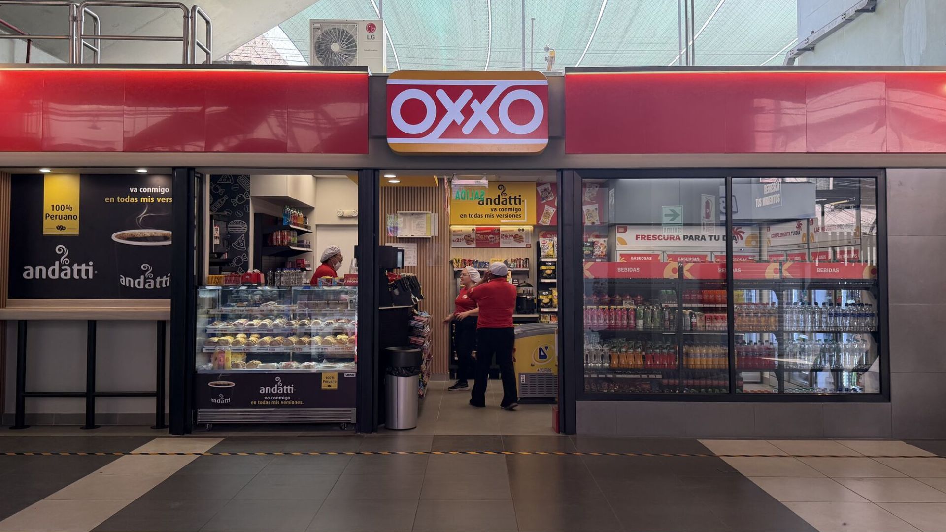 Oxxo inaugura su primer local dentro de la Línea 1 del Metro de Lima: ¿en qué estación se encuentra?