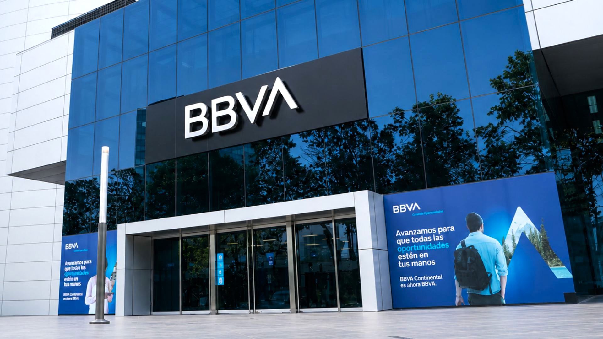 Multan al BBVA y ordenan devolver S/ 9.000 a cliente por retiros no reconocidos en cajeros