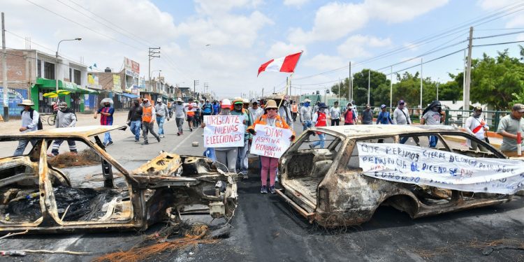 ¿Cuánto pierden las regiones por día de protestas y bloqueos?