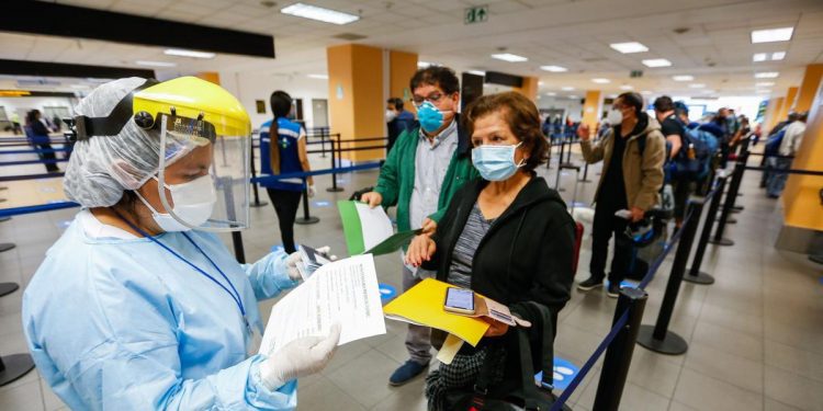 Viajeros ya no presentarán declaración jurada de salud al ingresar o salir del Perú