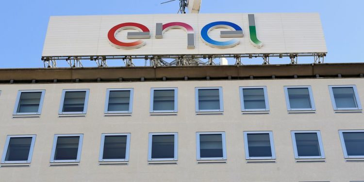 Enel aprobó fusionar sus empresas de generación eléctrica en Perú, en medio de proceso de venta