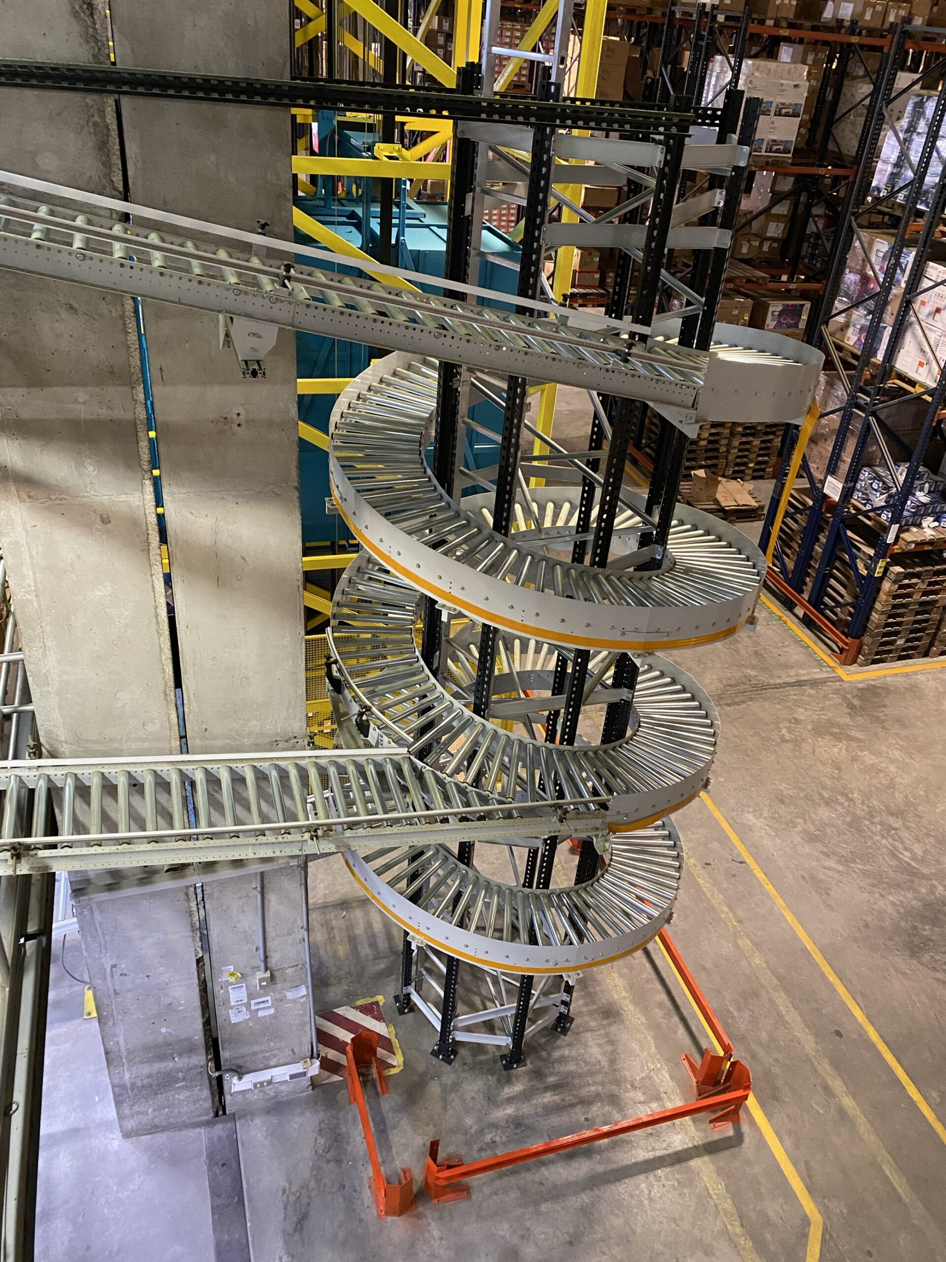 Ripley remodela su centro de distribución en Perú, triplicando su capacidad de despacho