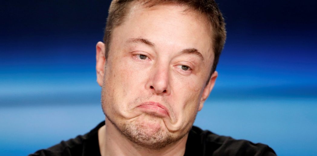 Elon Musk está cerca de perder su trono como el más rico del mundo ...