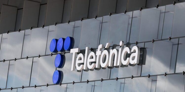 Sunat deberá devolver más de S/ 347 millones a Telefónica del Perú tras fallo judicial