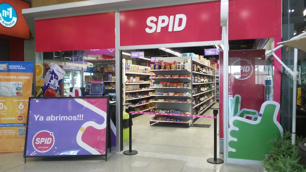 Tienda de conveniencia Breti planea traspasar contratos y activos a Cencosud
