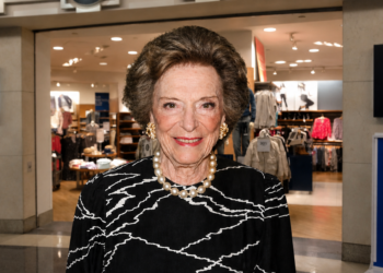 Muere Doris Fisher, cofundadora de la cadena de ropa estadounidense GAP, a los 94 años