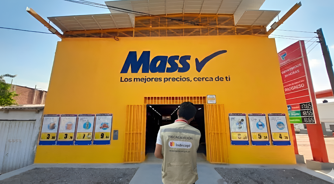 Multa de Indecopi a Tiendas Mass por rechazar moneda de S/5 a un adulto mayor