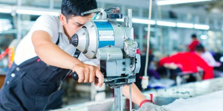 Empleo formal privado creció en Perú un 4% en abril y acumula 25 meses de avance