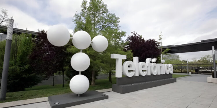 Telefónica vende su filial en Uruguay