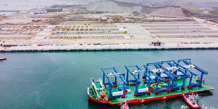 Anuncian creación de Zona Económica Especial entre los puertos del Callao y Chancay