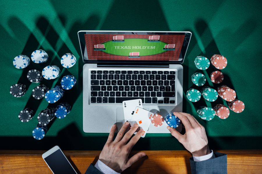 Disfrutar del póker en línea