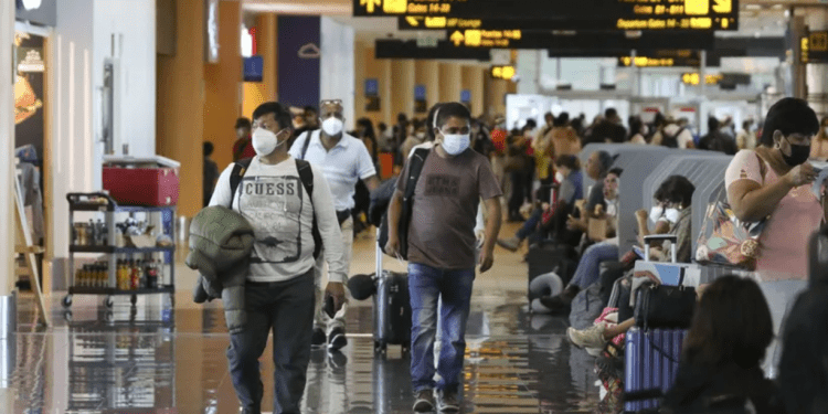 Aeropuerto Jorge Chávez suspende vuelos de madrugada por trabajos de mantenimiento