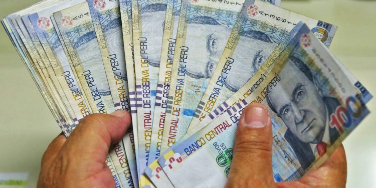 Feriados de Fiestas Patrias: ¿Cuánto me deben pagar si trabajo el 28 y 29 de julio?
