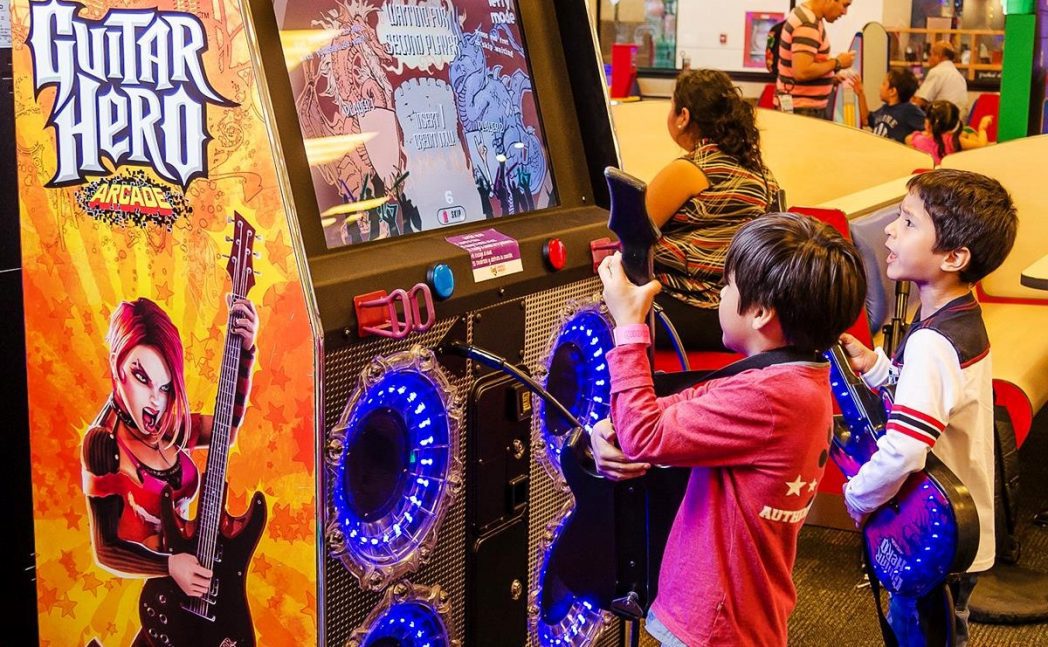 Entertainment centers expect to grow 10% in sales