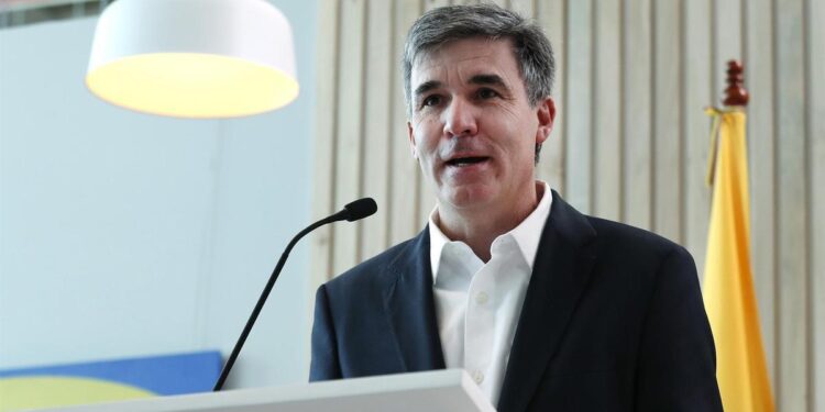 Exgerente de Falabella es nombrado CEO del gigante minorista español El Corte Inglés
