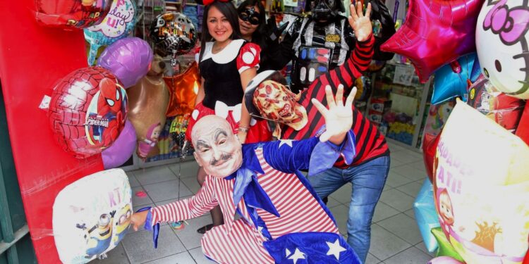 ¿El último Halloween en Mesa Redonda? Conoce la ley que podría paralizar su comercio desde enero