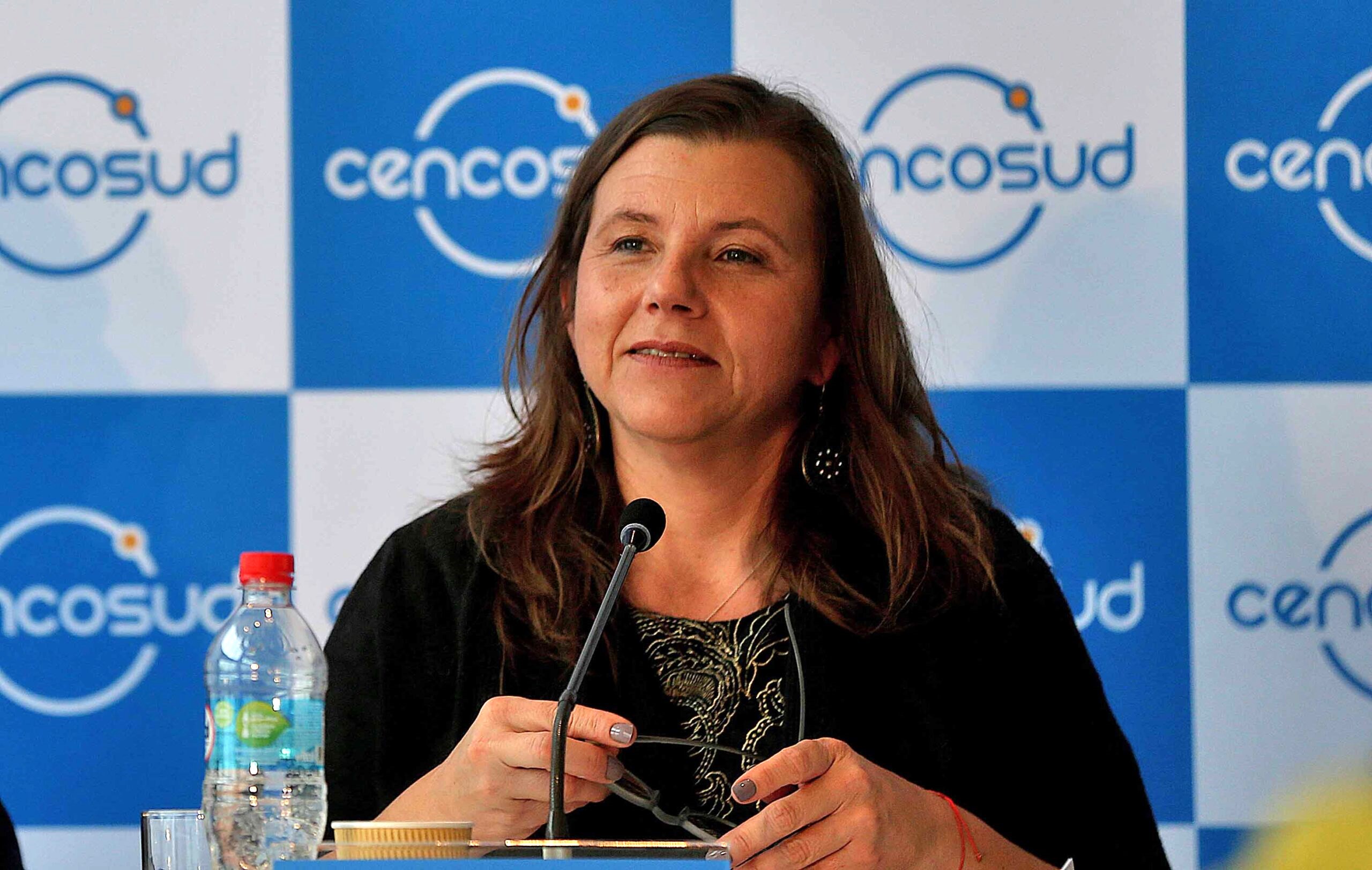 Nuevo golpe a Cencosud: CMF rechaza que Heike Paulmann asuma funciones ...
