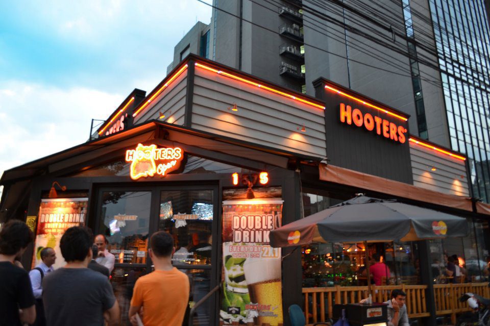 hooters brasil