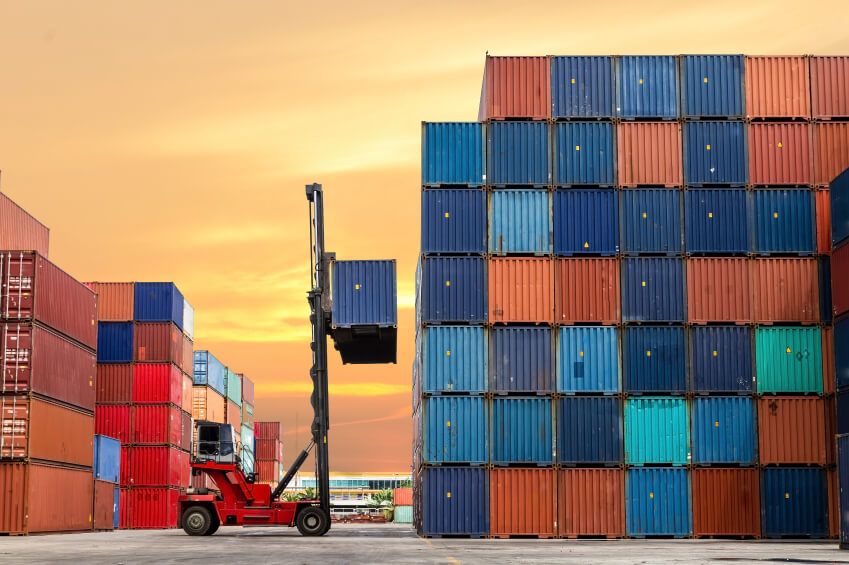Importaciones peruanas sumaron US$ 51,963 millones en 2023, casi un 14% menos