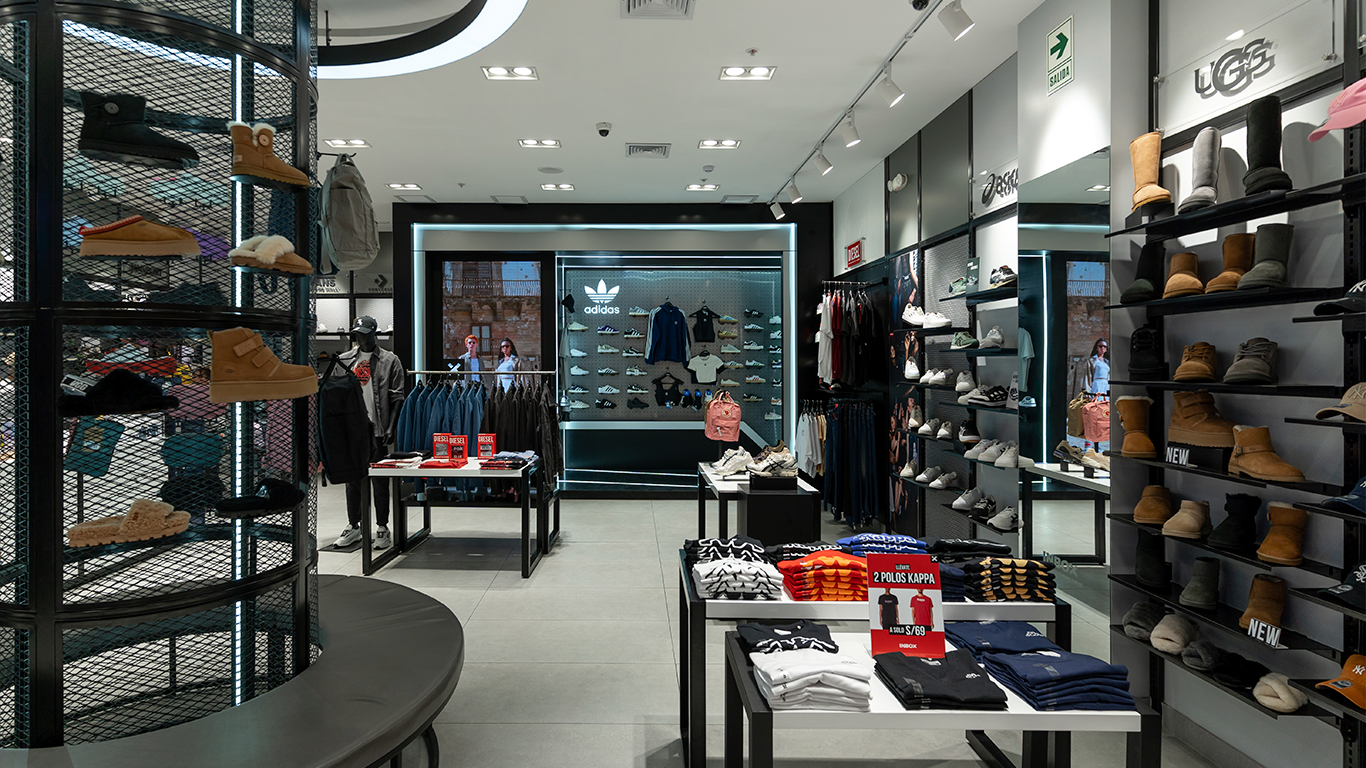 Inbox, cadena multimarca de moda urbana, presenta su nuevo formato de tienda y alista ambiciosa expansión